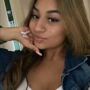 Meet your Posher, Destiny